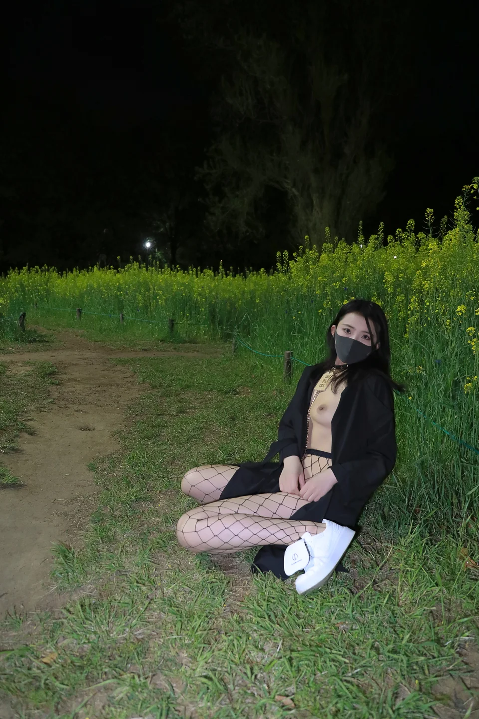 李佳 - No.011 户外带文字 [47P-256MB] tg@simisebaisi 【丝足阁】014.webp